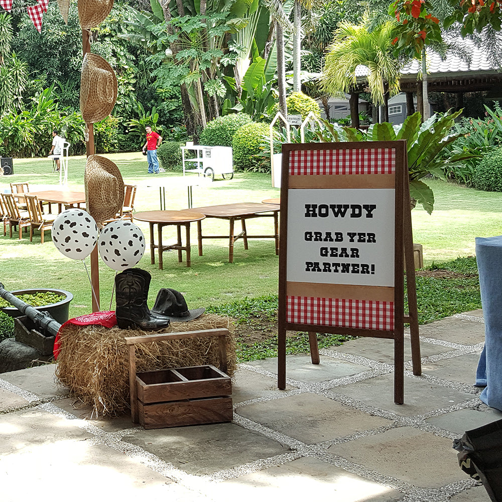 Custom Party Signs